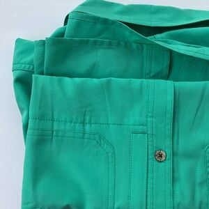 Eddie Bauer Men's Woven Tech Short Sleeve Shirt - Starling Turquoise - S…